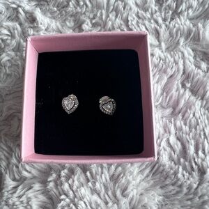 Heart-Shaped Crystal Stud Earrings in Silver pandora